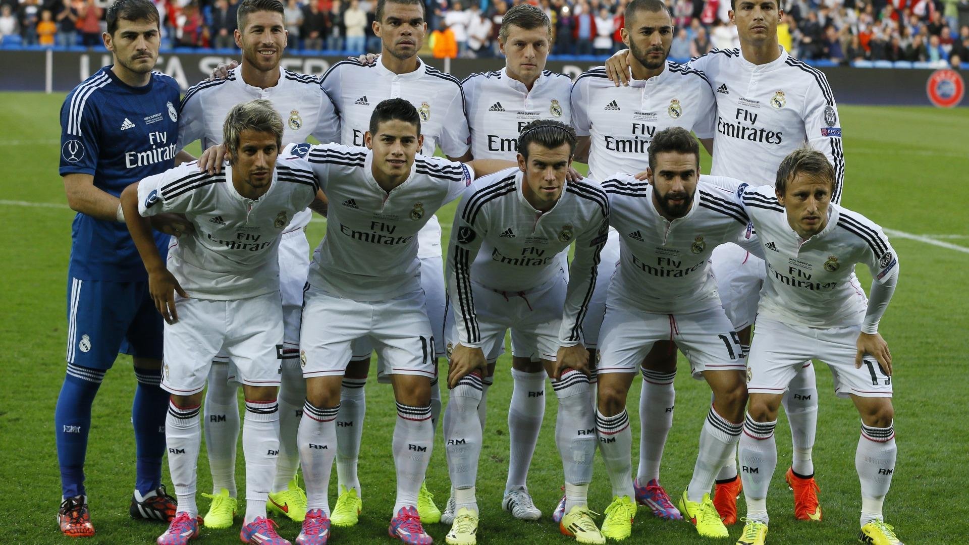 维尔·冯·威克：作为进攻核心，强攻敌方防线带来全场焦点，冯·魏克斯